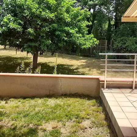 Holiday home Maison 4 Sur Terrain Clos 1000 M Quartier Calme