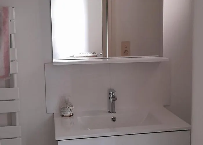 Holiday home Maison 4 Sur Terrain Clos 1000 M Quartier Calme *