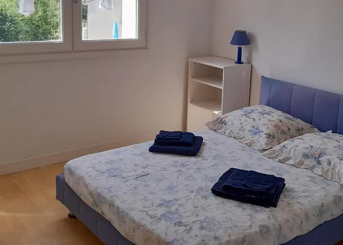 Maison 4 Sur Terrain Clos 1000 M Quartier Calme Feriehus